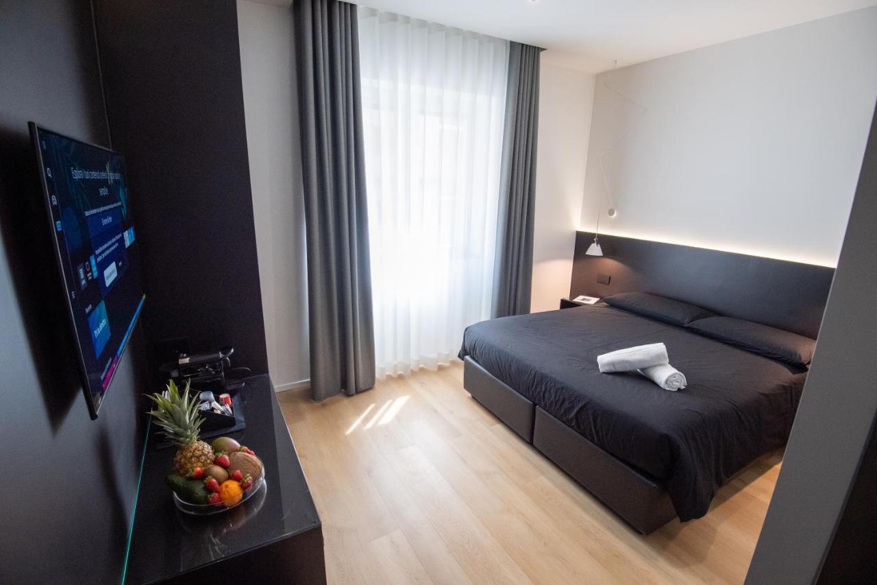 Contemporaneamente 147 - Modern & Comfort Rooms Bari Exterior foto